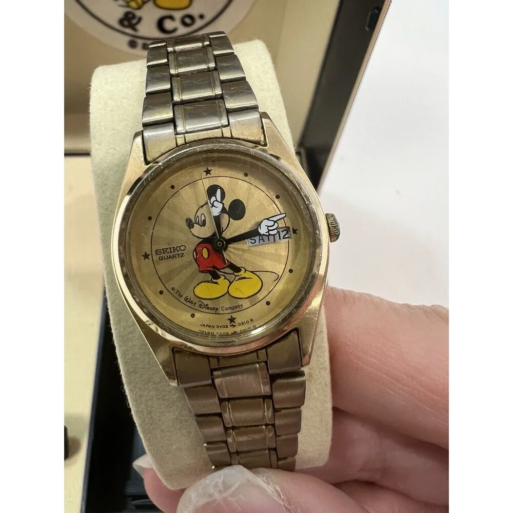 Vintage Seiko Mickey Mouse Watch 3Y03-0039 Starburst Ladies Gold Tone Box Tag